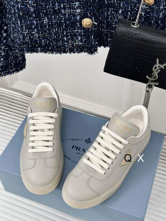 Picture of Prada Shoes _SKUPradasz35-40JX030218824